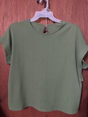 SHEIN Olive Green Textured Short Sleeve Tee